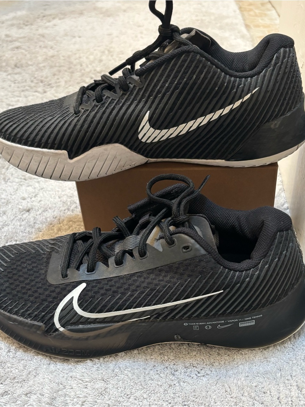 Nike Men’s Black Athletic Training Shoes with White Swoosh